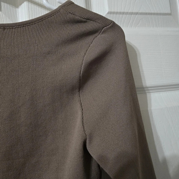 Happily Grey Stretchy Textured Knit Corset Style Long Sleeve Crop Sweater, EUC! - Picture 7 of 9